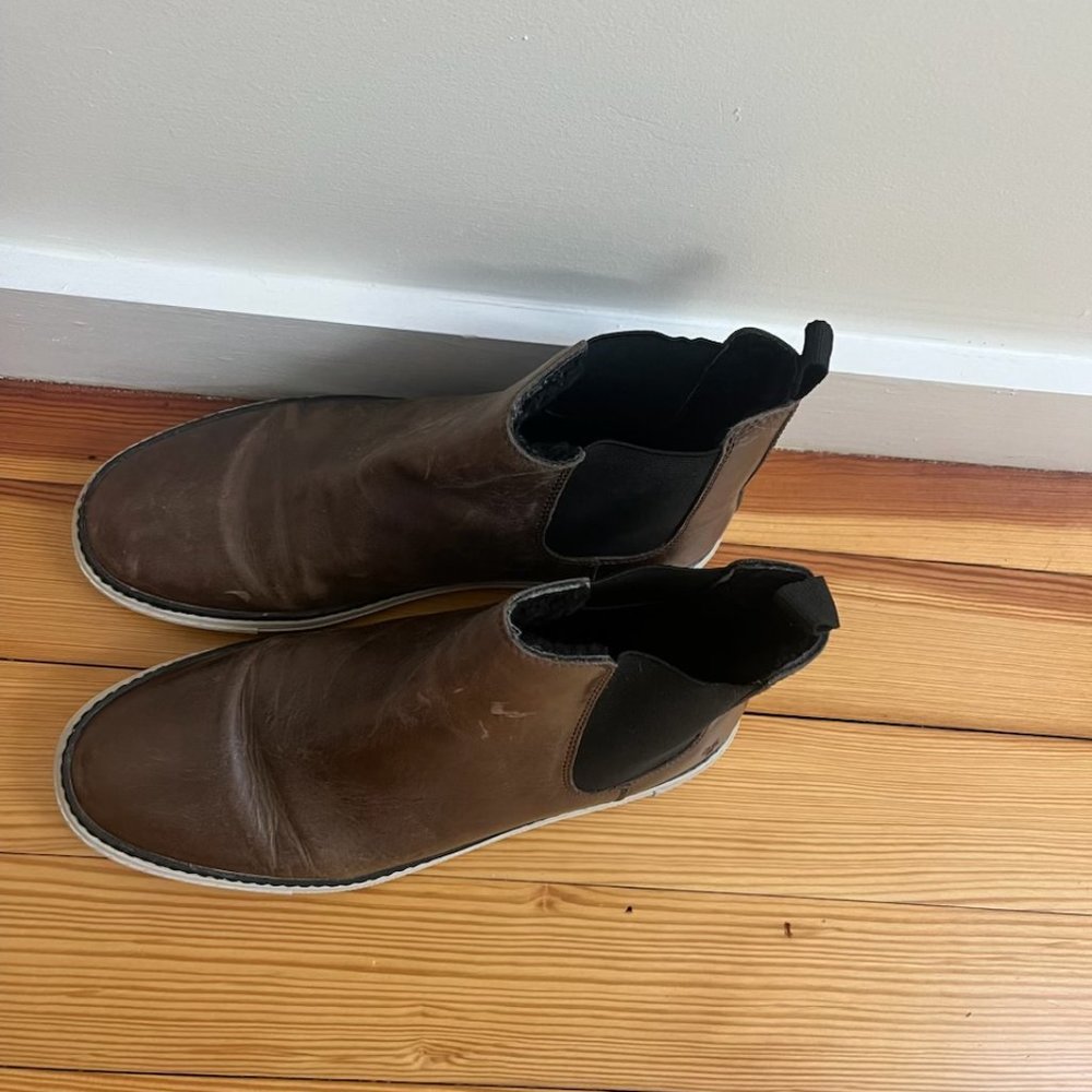 FRYE Essex Chelsea Boots Shearling Size 8.5 - Picture 2 of 4
